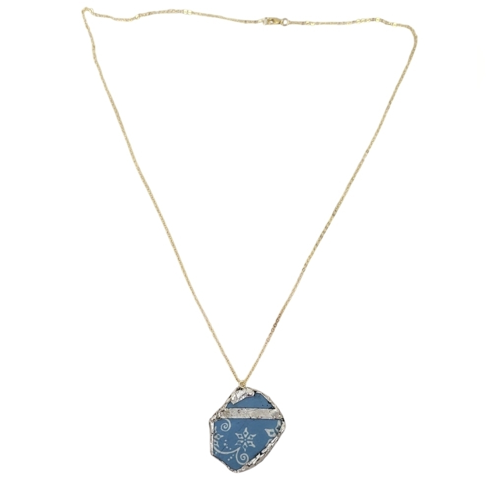 Upcycled Temptations Gold Plated Broken Ceramic Snowflake Oblique Necklace